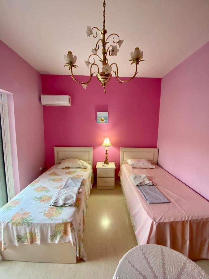 Dora'S Nest 5' Min From The Airport. Apartment Spata  Exterior photo